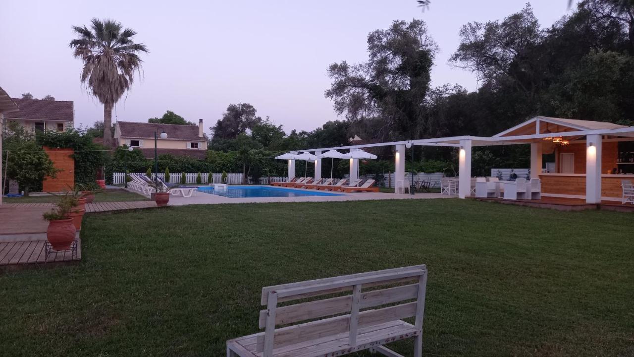 Amelia's Garden 3* Kávos