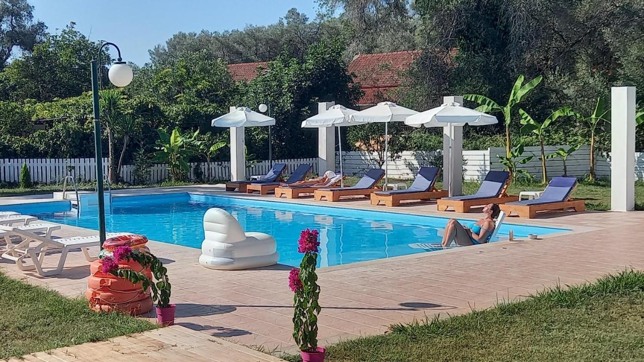 Amelia's Garden Aparthotel