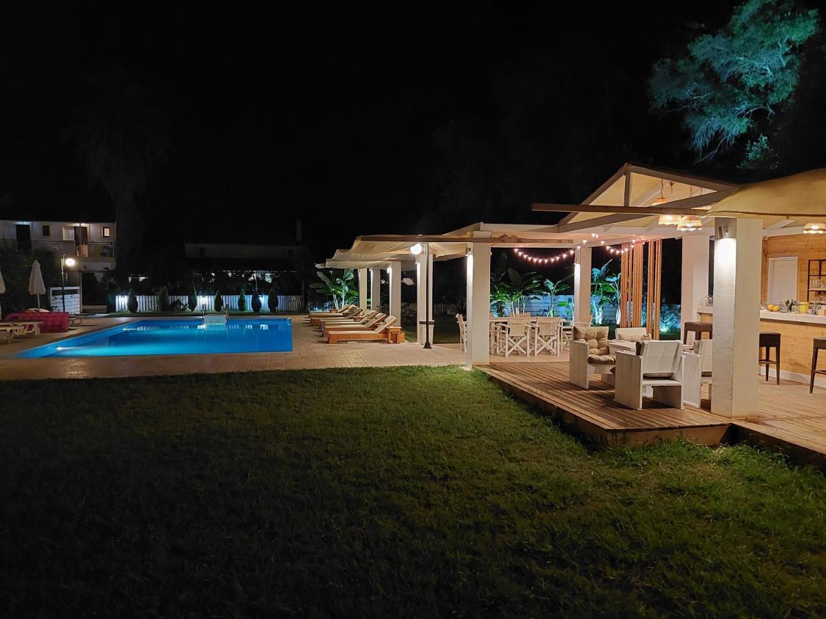 Amelia's Garden Aparthotel 3*