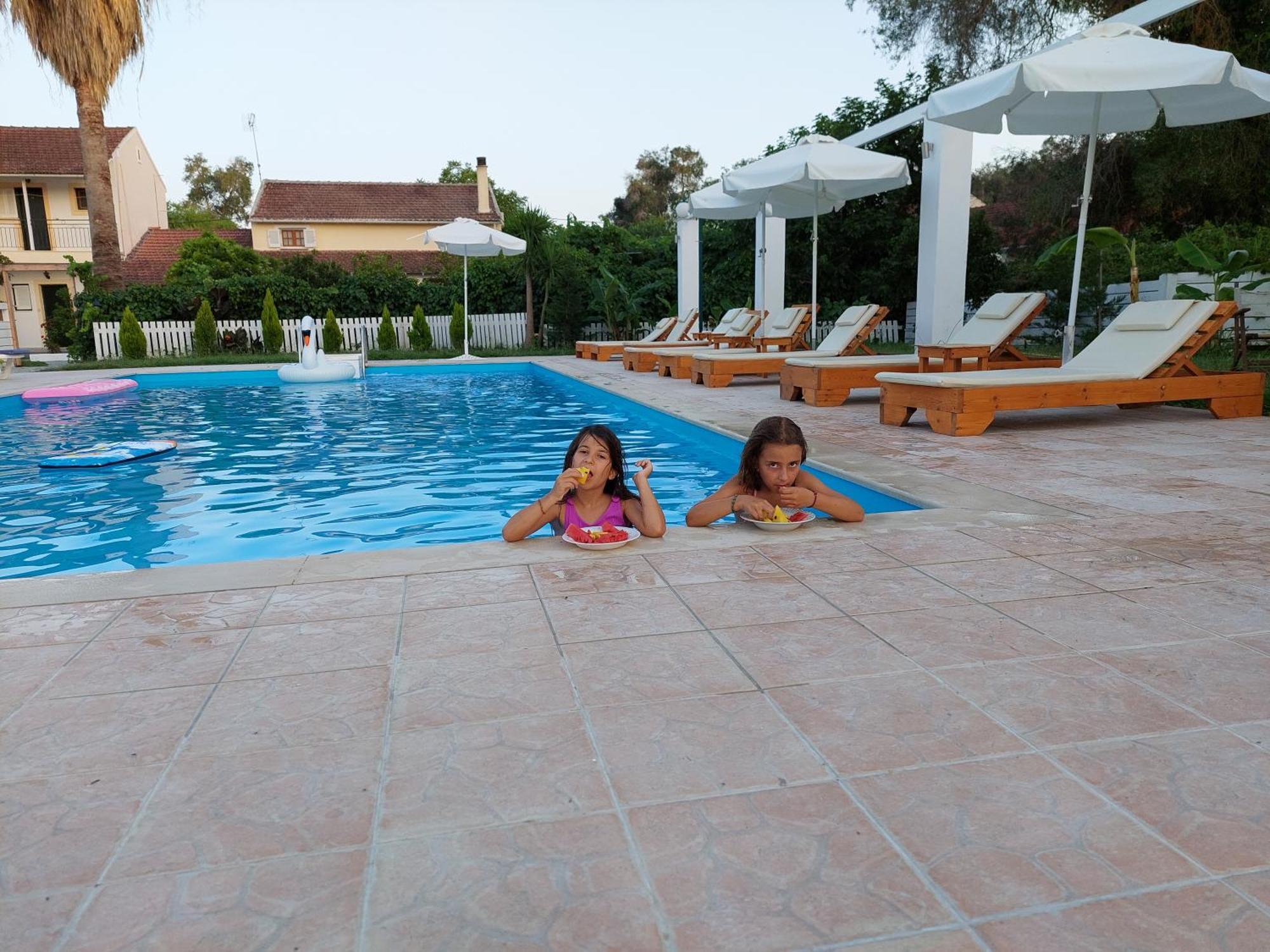 Amelia's Garden 3* Kavos